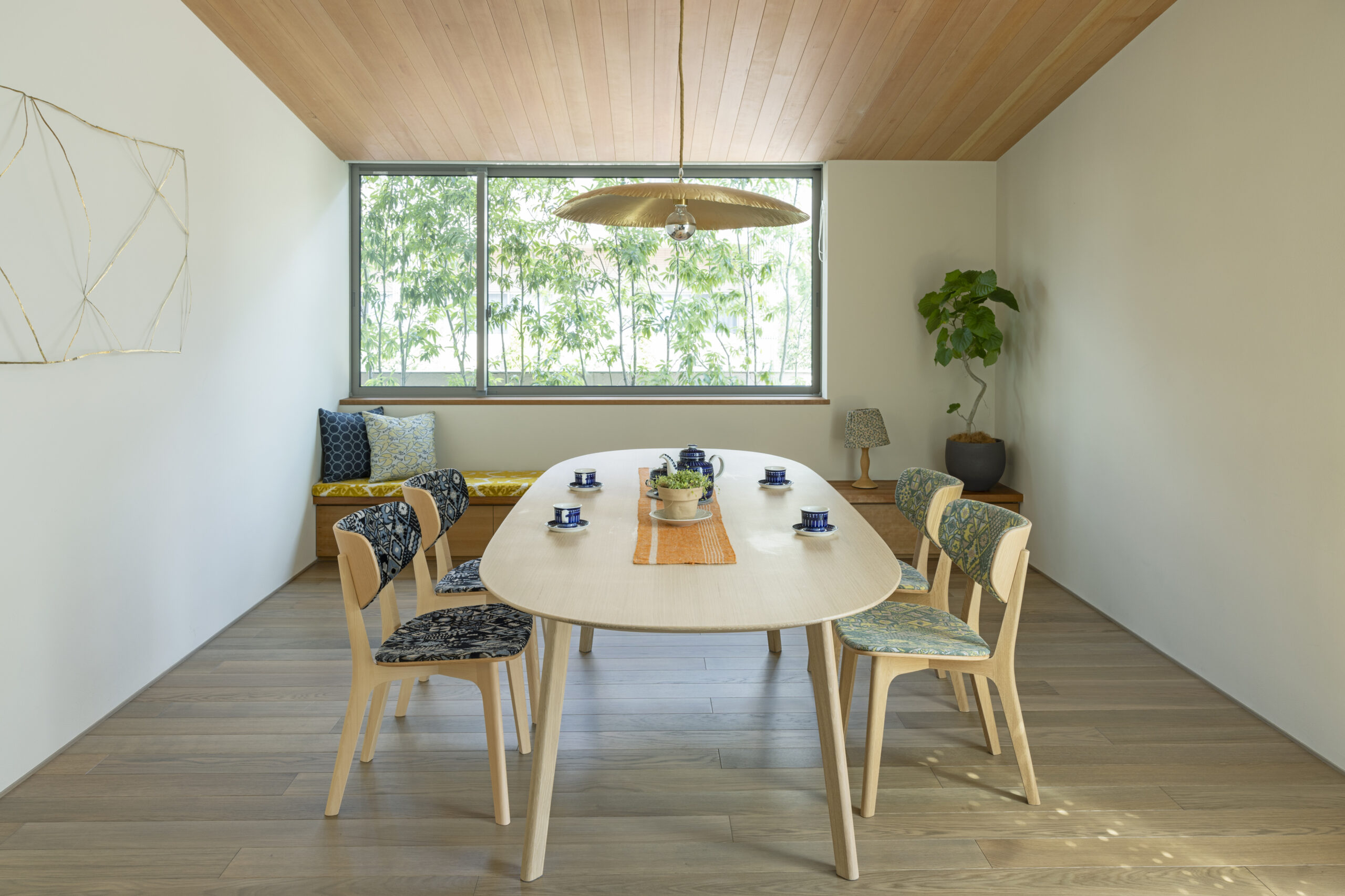 マルニ木工 × minä perhonen Vol.1 ともに楽しむ、暮らしの豊かさ