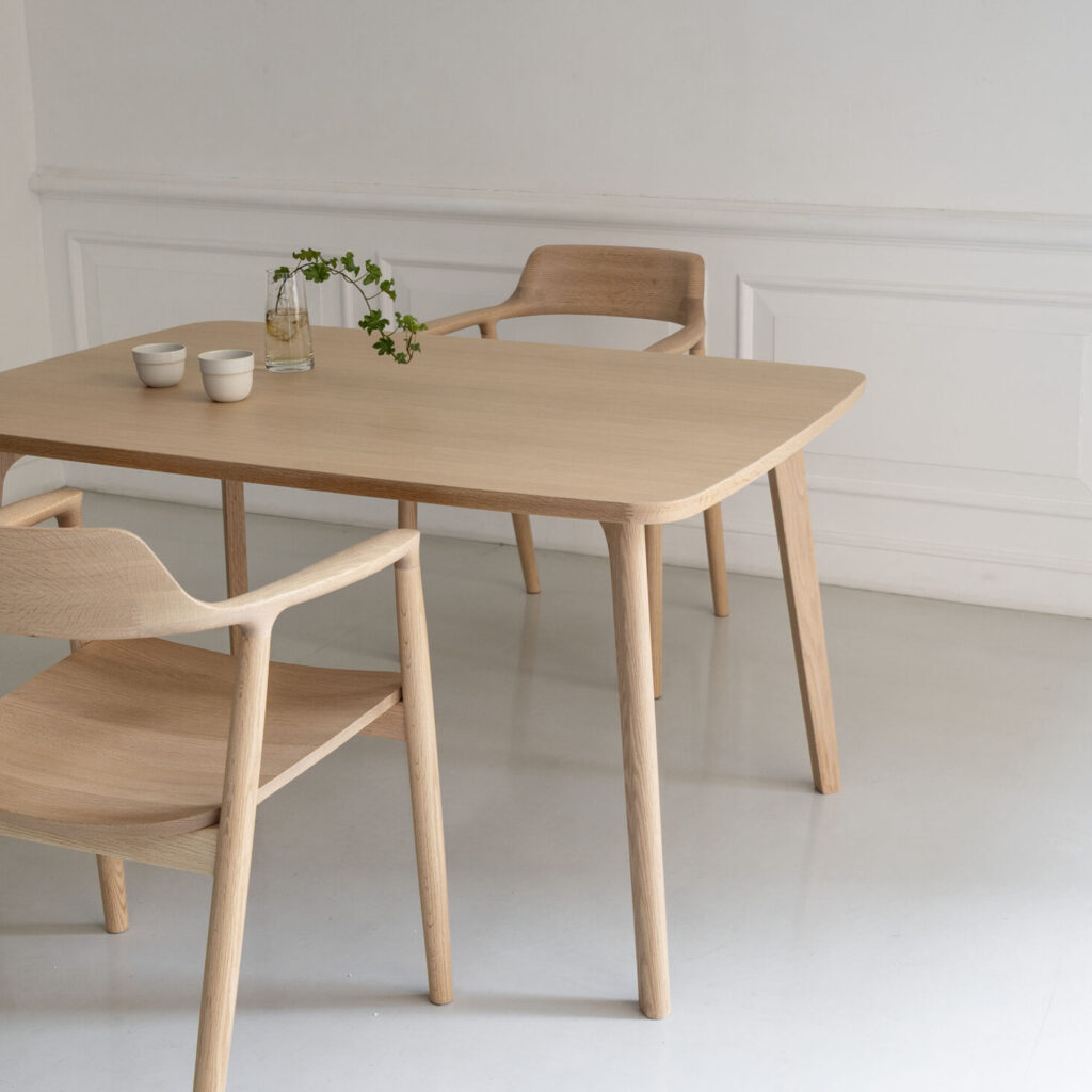 Red Oak Dining Selection — レッドオークのダイニングセットが10